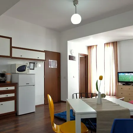 Hotel apartamentowy Mosilor 3*