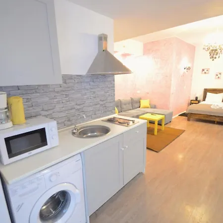 Mosilor Hotel apartamentowy 3*