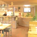 Aparthotel Mosilor 3*