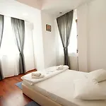 Aparthotel Mosilor 3*