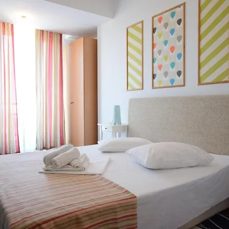 Ξενοδοχείο με διαμερίσματα Mosilor 3*